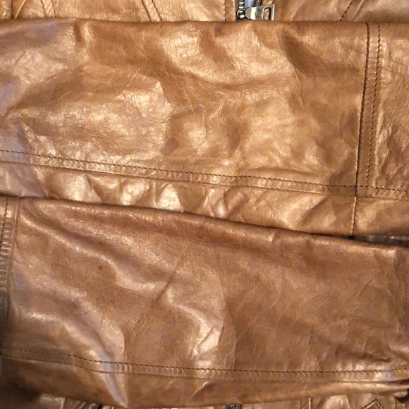 Danier leather jacket - Picture 14 of 14